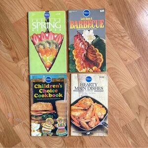 Vintage Pillsbury 1982 Lot of 4 Recipe Cookbook Magazines